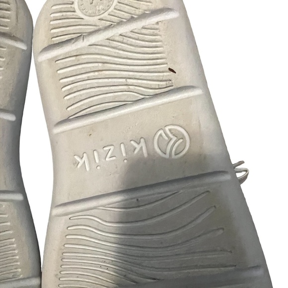 Kizik Gender Inclusive Roamer Hands-Free Sneaker, Size Men's 7.5/ Women's 9‎ - Picture 10 of 14